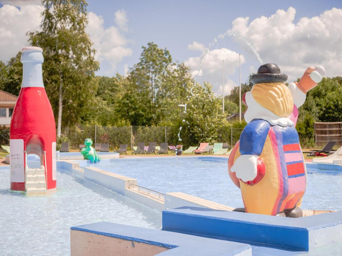 Bjoerkbackens Stugby I Vimmerby Esterno foto